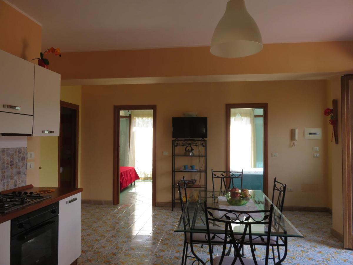 Case Vacanze Residence Trinacria Acireale Buitenkant foto
