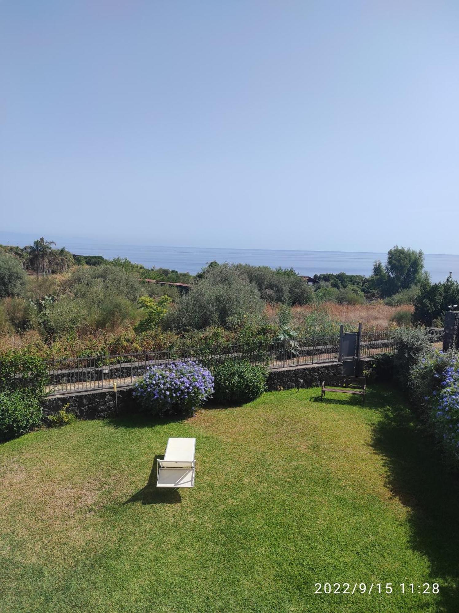 Case Vacanze Residence Trinacria Acireale Buitenkant foto