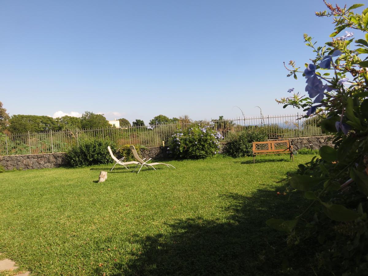 Case Vacanze Residence Trinacria Acireale Buitenkant foto