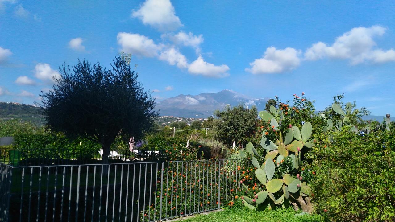 Case Vacanze Residence Trinacria Acireale Buitenkant foto