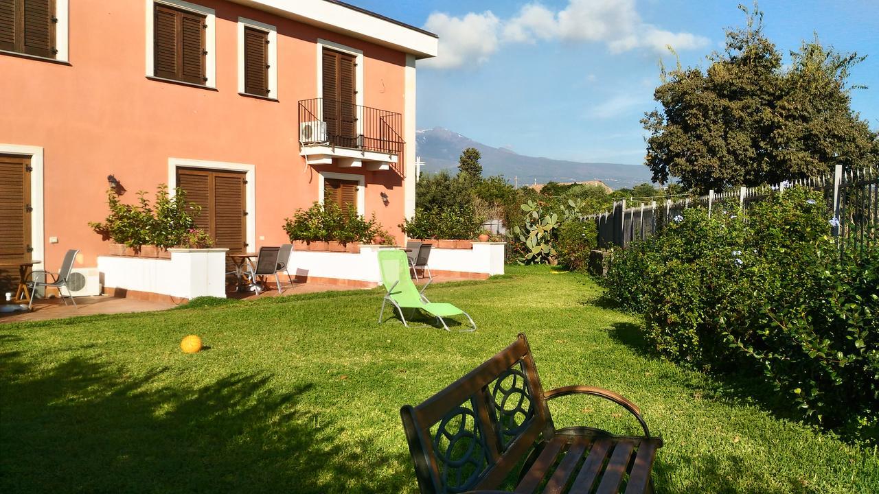 Case Vacanze Residence Trinacria Acireale Buitenkant foto