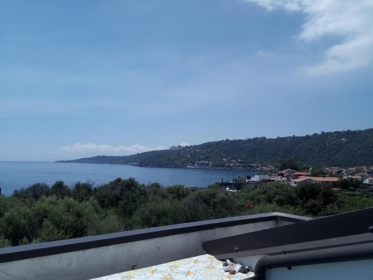 Case Vacanze Residence Trinacria Acireale Buitenkant foto