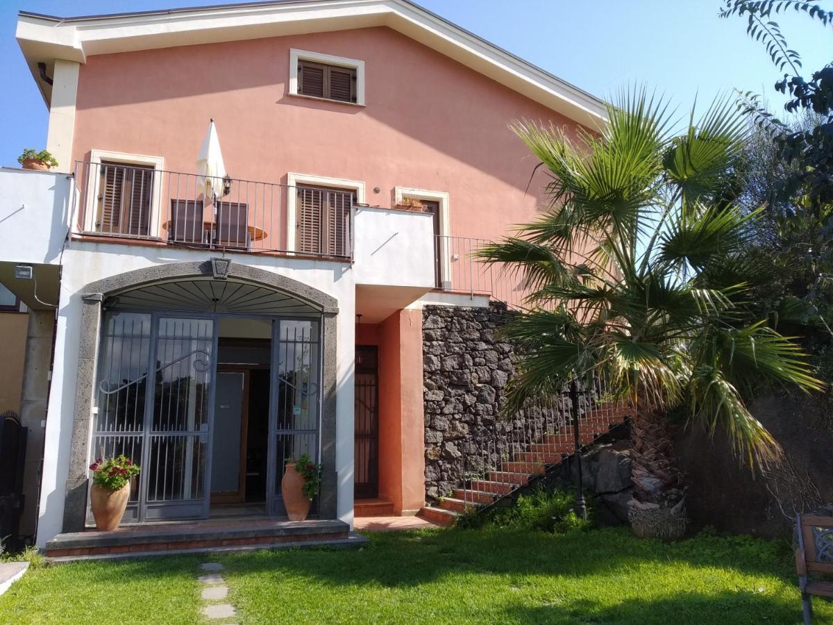 Case Vacanze Residence Trinacria Acireale Buitenkant foto