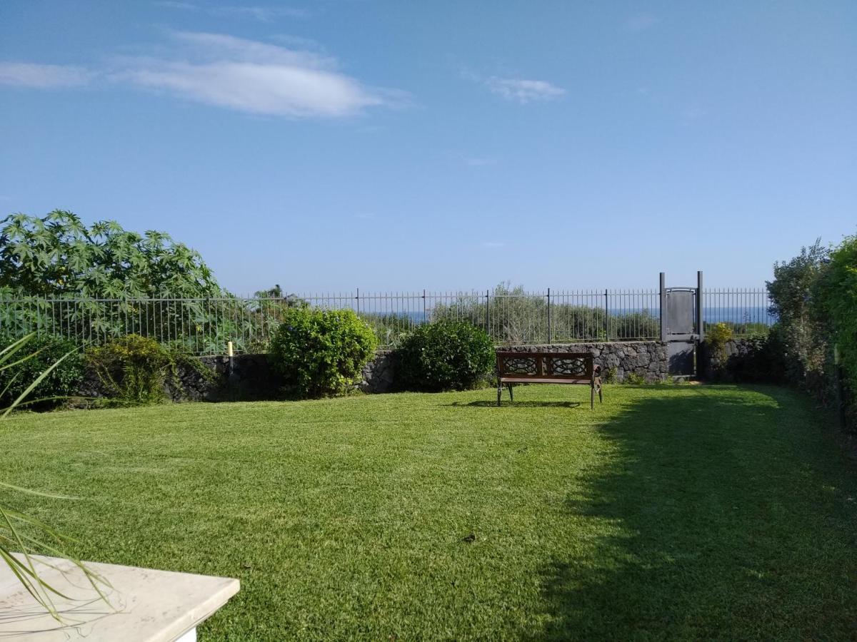 Case Vacanze Residence Trinacria Acireale Buitenkant foto